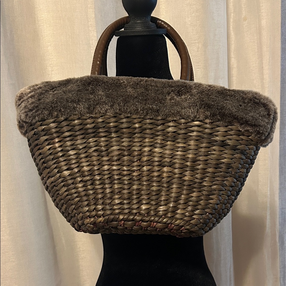 Bath & Body Works Brown Tote with Plush Trim - Picture 2 of 8